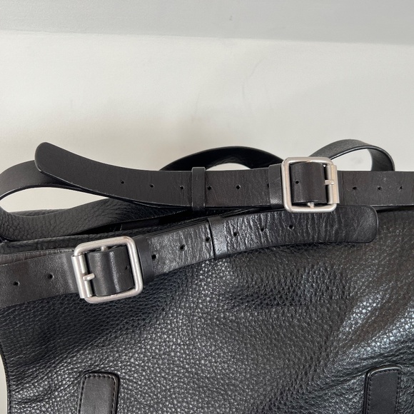 Marc by Marc Jacobs - Men's Briefcase in Grained/Pebbled Italian Leather + Charm - Picture 11 of 16